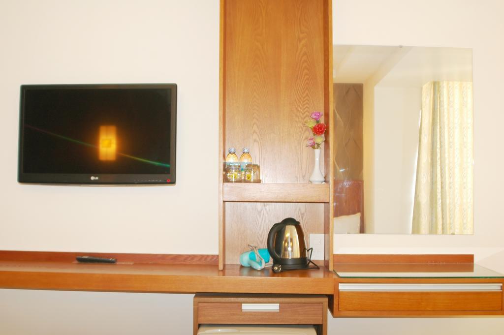 Minh Nhat Hotel Nha Trang Habitación foto