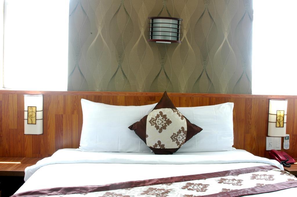 Minh Nhat Hotel Nha Trang Habitación foto