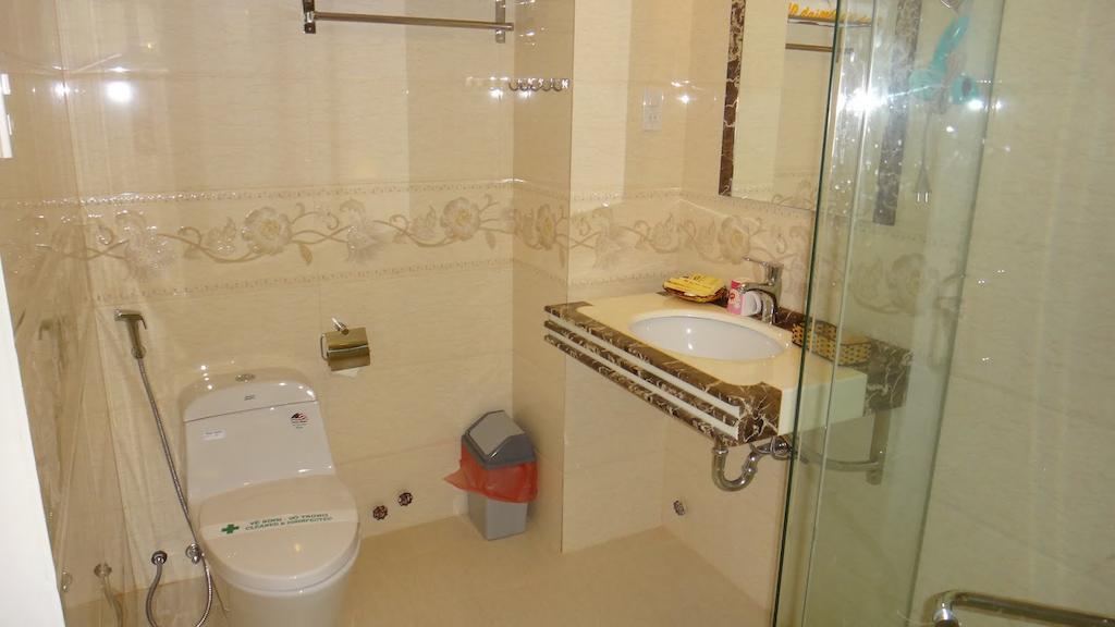Minh Nhat Hotel Nha Trang Habitación foto