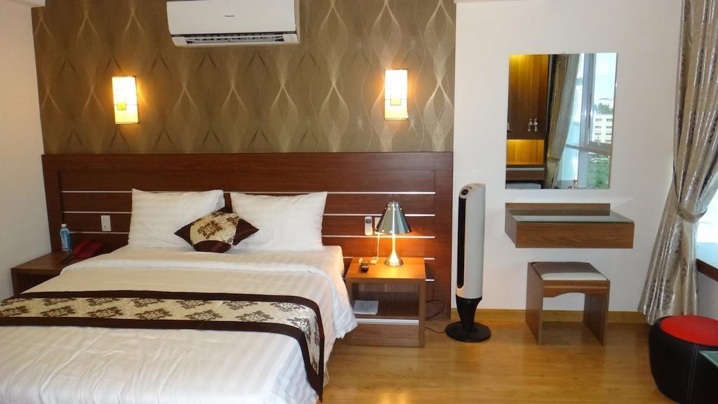 Minh Nhat Hotel Nha Trang Habitación foto