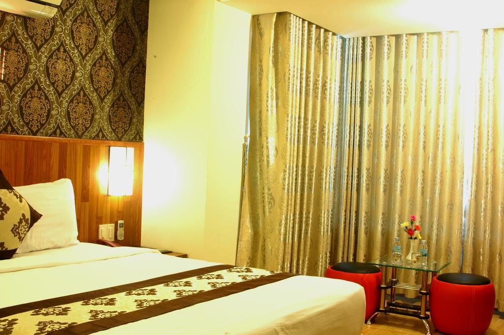 Minh Nhat Hotel Nha Trang Habitación foto
